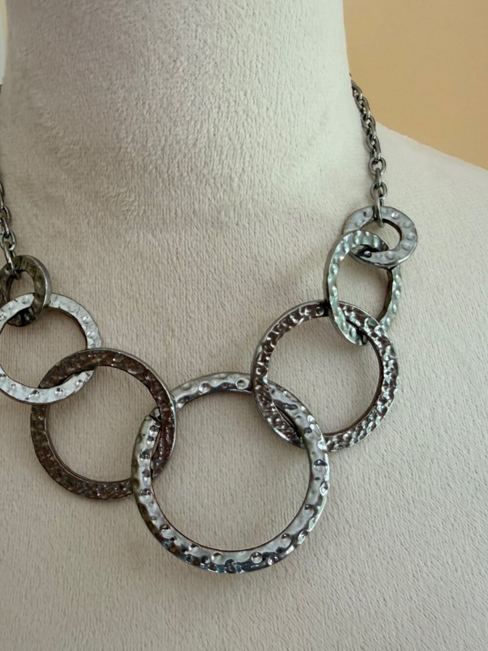Silver large ring 16" necklace - Picture 2 of 7